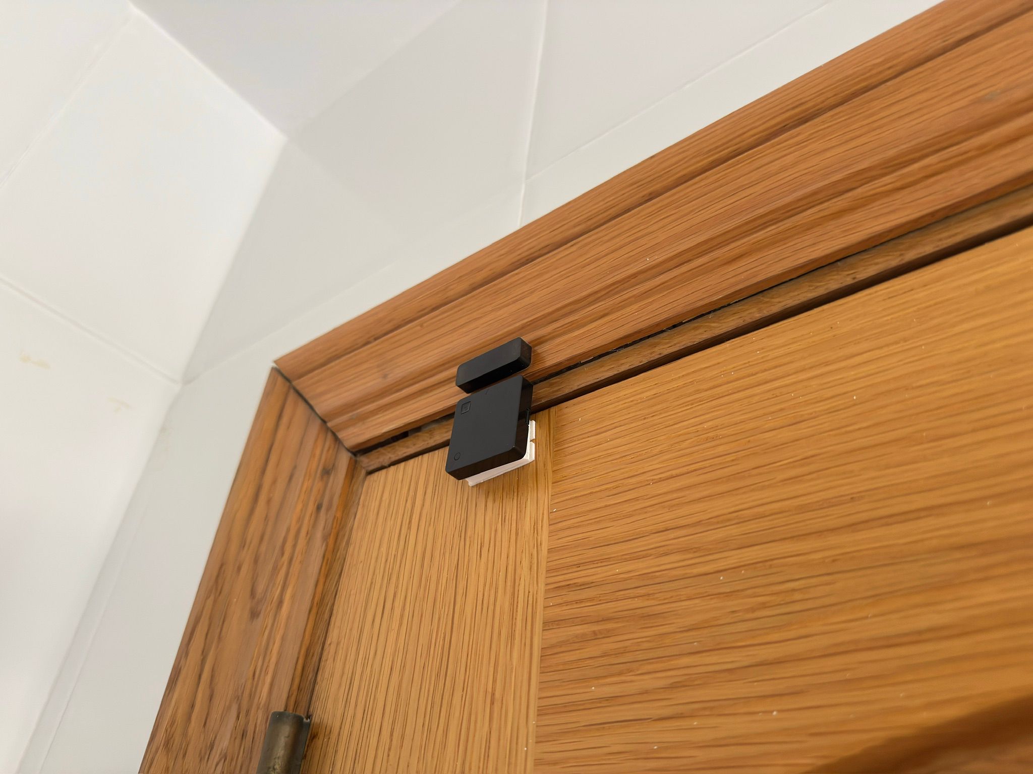 Instalación de Sensor de Puerta/Ventana